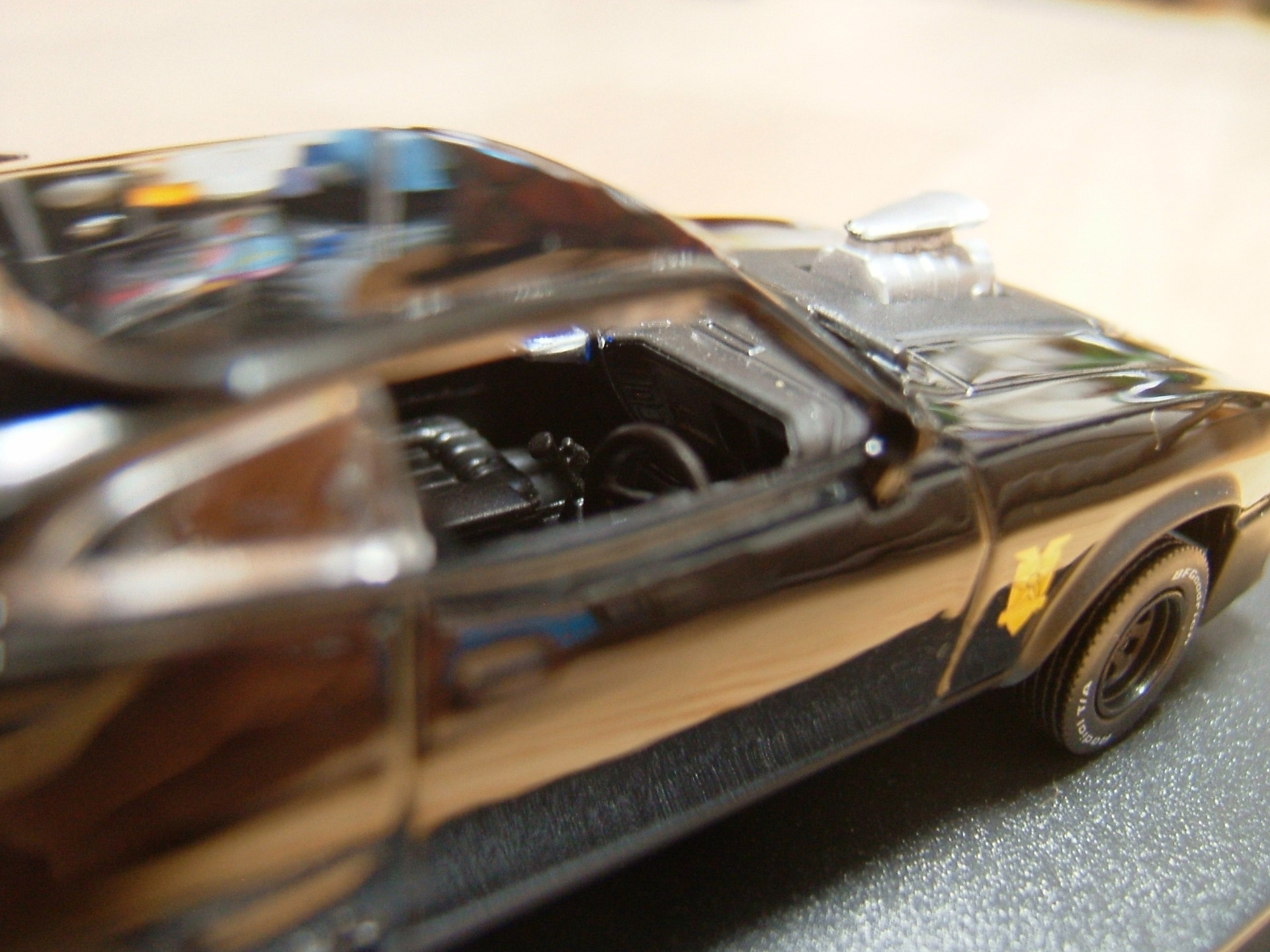 HPI 1/18 アルファロメオ 155 1994 イエガーマイスター など: 「や」の